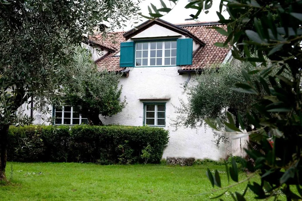 Punta Del Corno Agriturismo San Felice del Benaco 0*,  Italy