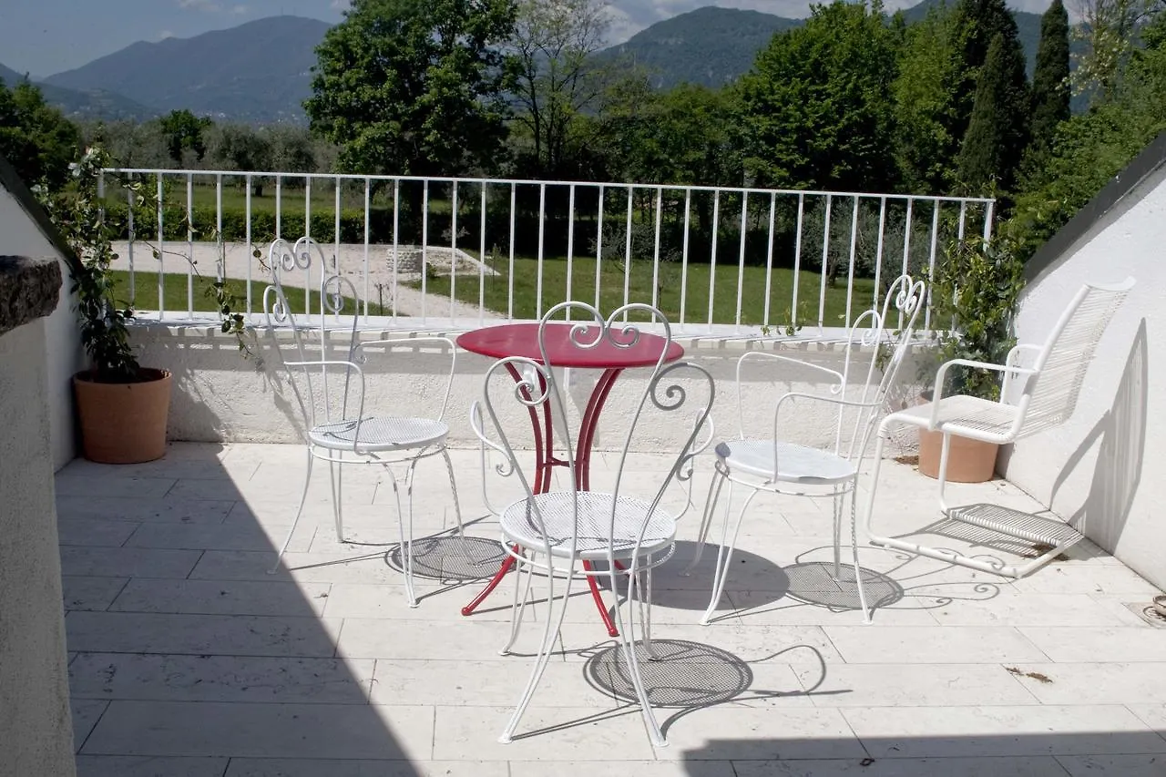 Punta Del Corno Agriturismo San Felice del Benaco Italy