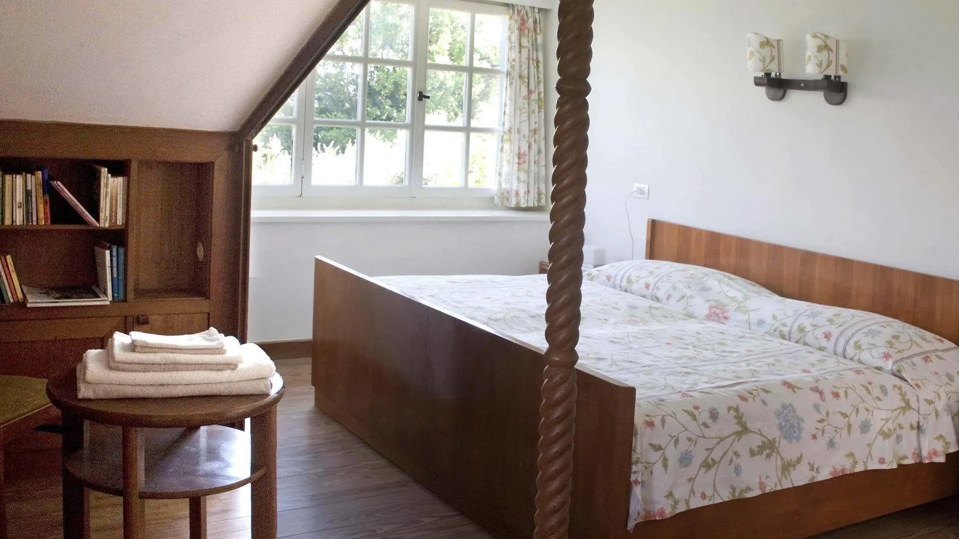 Casa rural Punta Del Corno Hostal San Felice del Benaco Italia